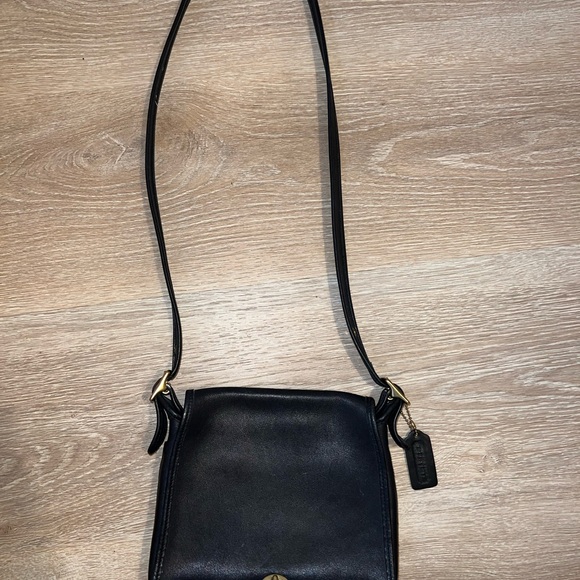 Coach Vintage Leather Black Crossbody Bag - Picture 9 of 9